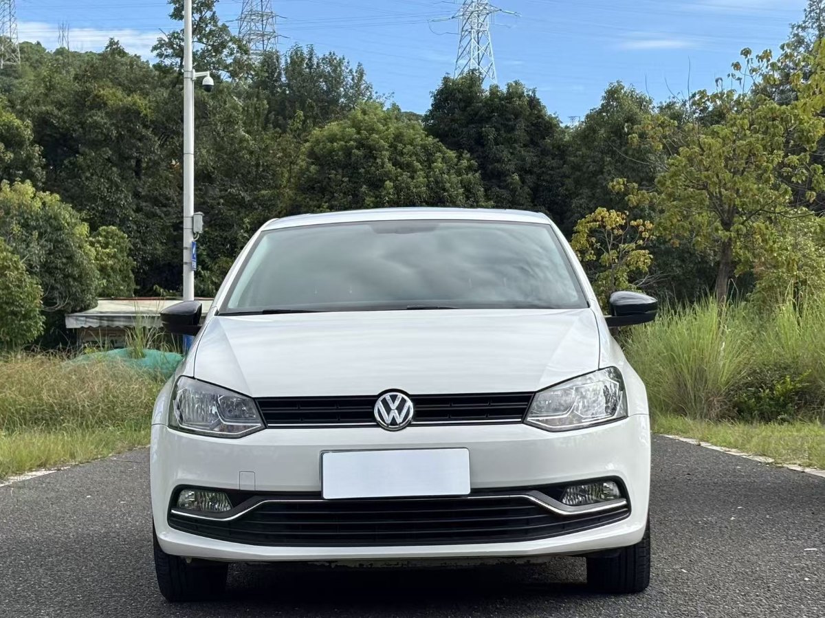 Volkswagen Polo 2015 #2 Volkswagen Polo 2015 car image #2