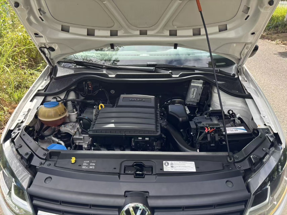 Volkswagen Polo 2015 #14 Volkswagen Polo 2015 car image #14
