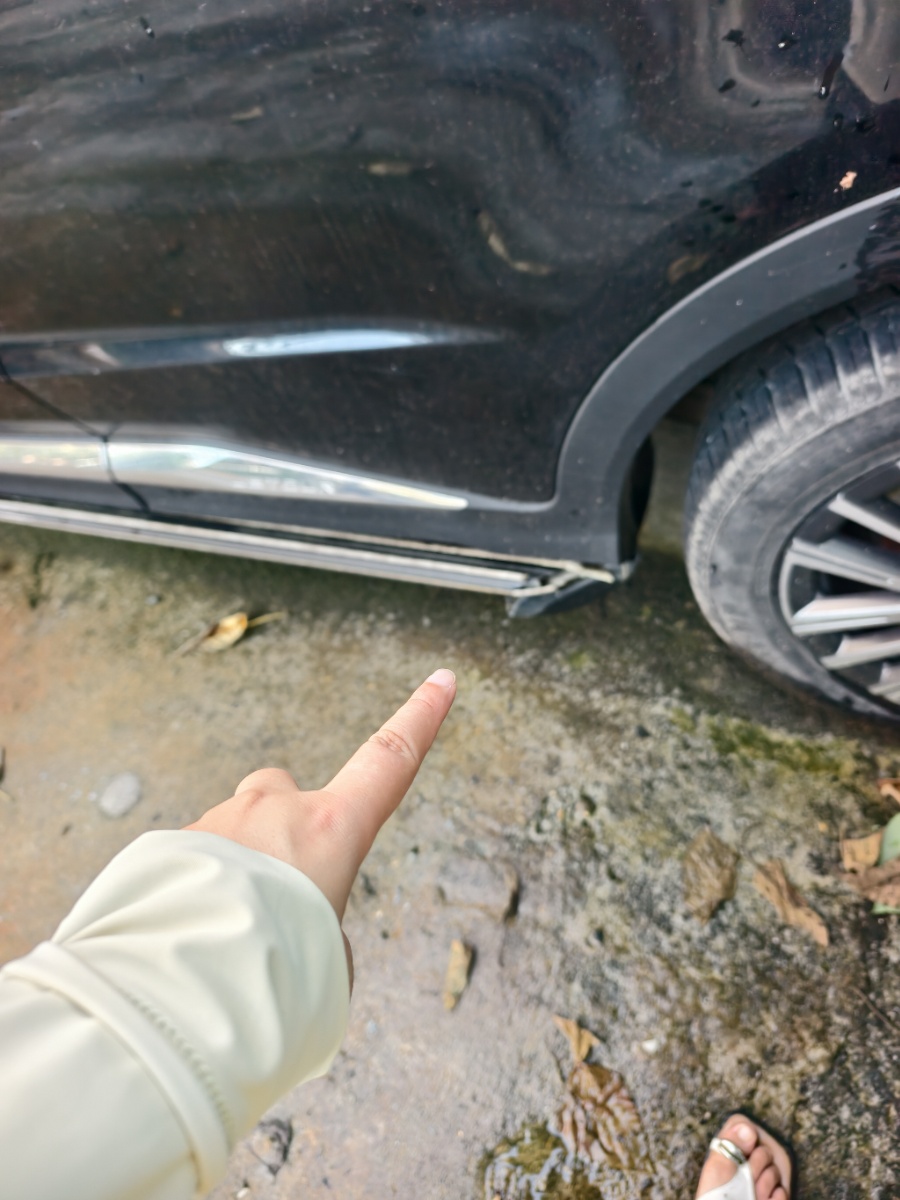 Jetour X70 PLUS 2023 car image #13