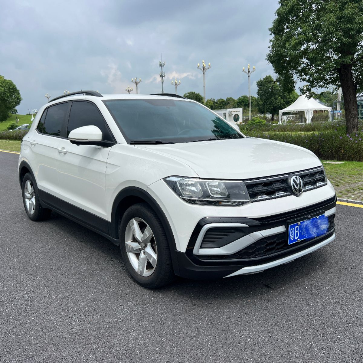 Volkswagen T-Cross 2019 #3 Volkswagen T-Cross 2019 car image #3