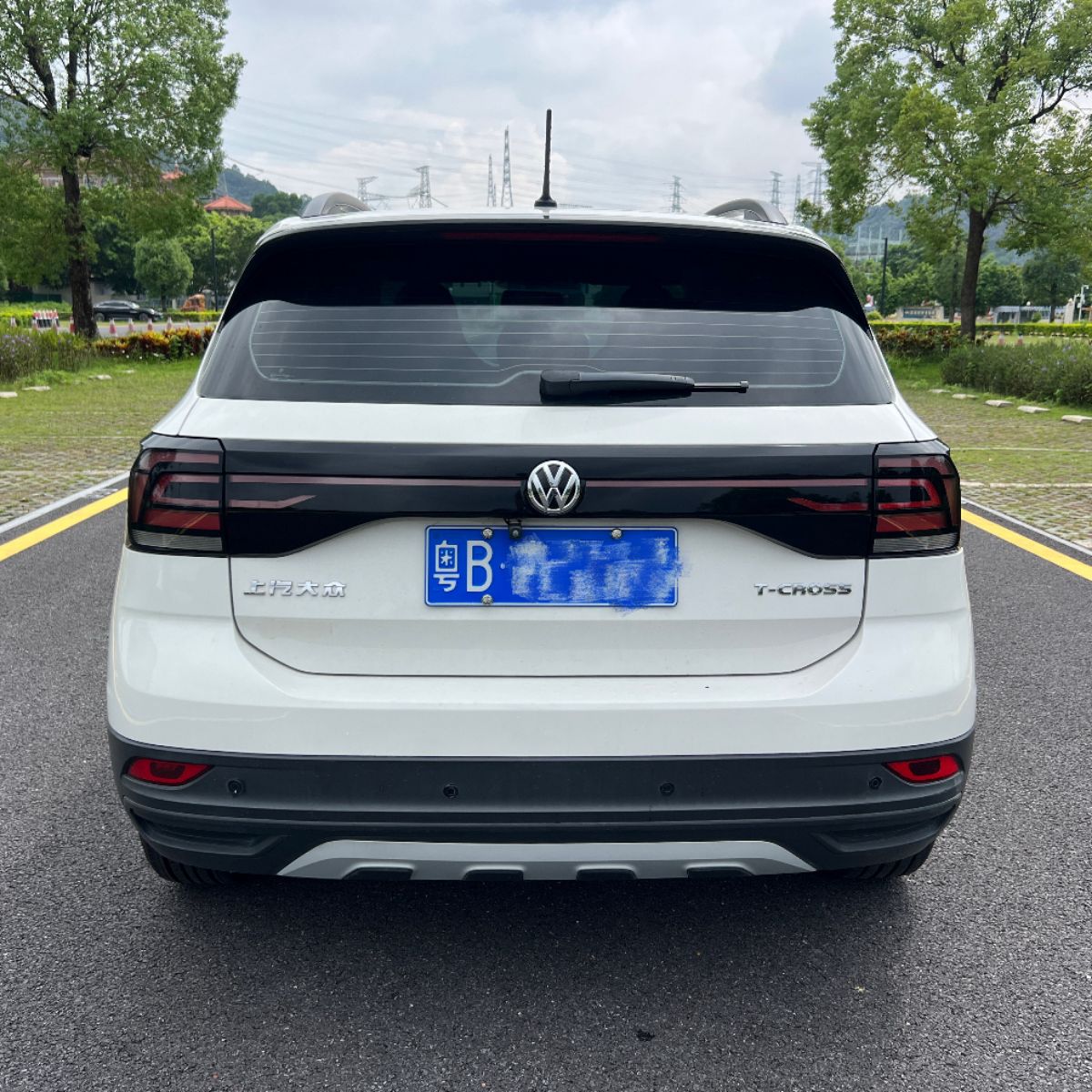 Volkswagen T-Cross 2019 #5 Volkswagen T-Cross 2019 car image #5