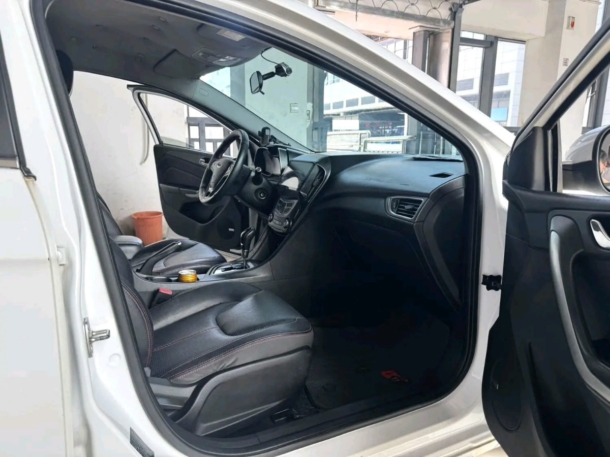 Chery Arrizo 5 2016 imagen de coche #5