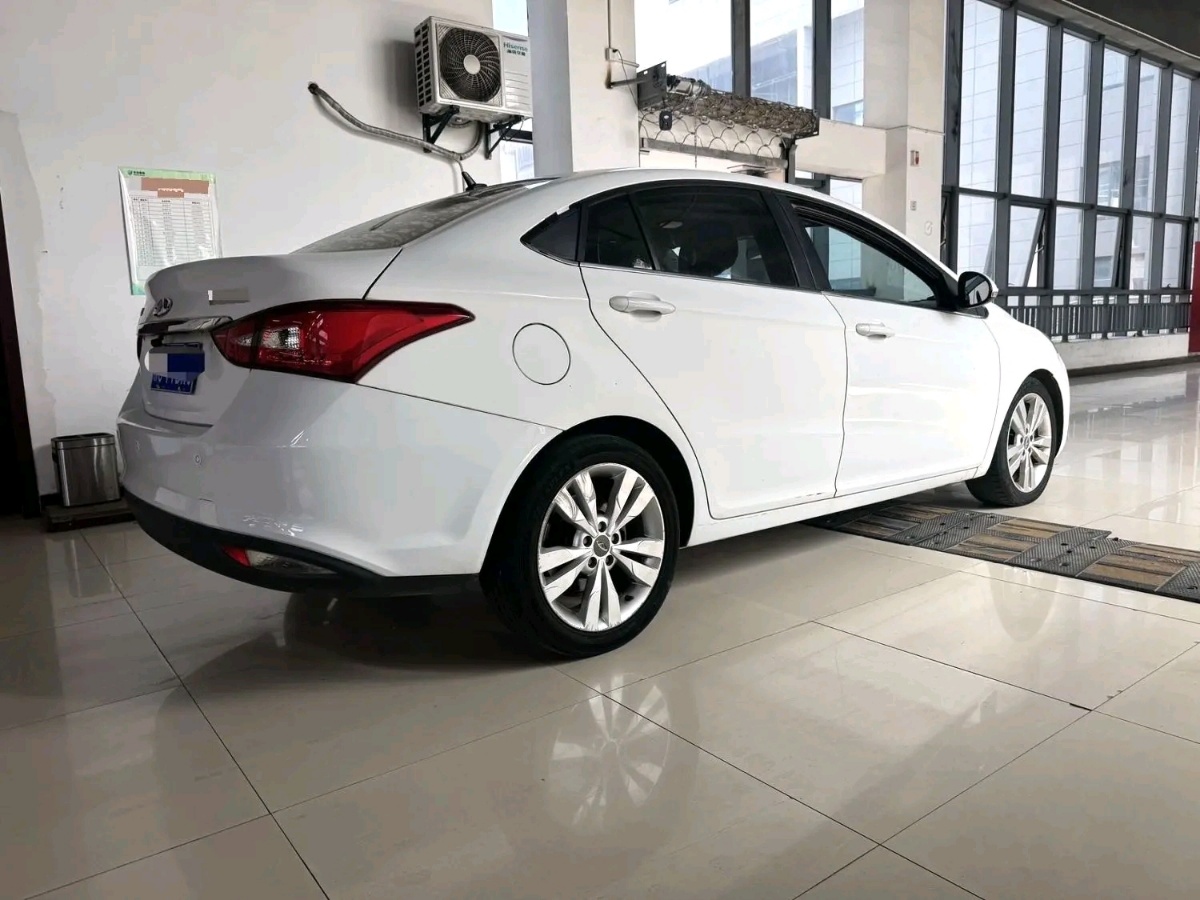 Chery Arrizo 5 2016 imagen de coche #9