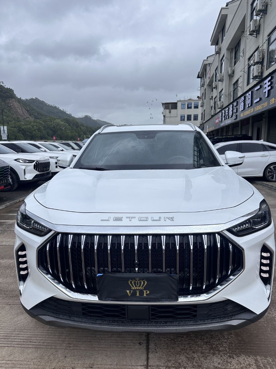 Jetour X70 PLUS 2024 car image #2