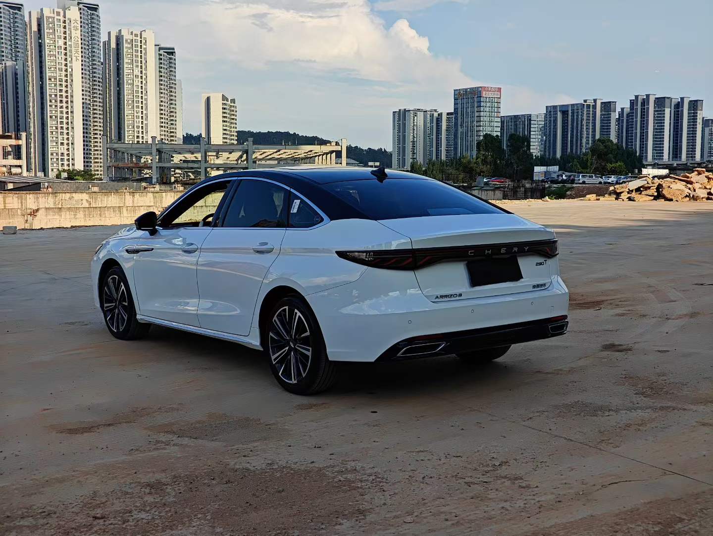 Chery Arrizo 8 Pro 2025 #9 Chery Arrizo 8 Pro 2025 صورة سيارة #9