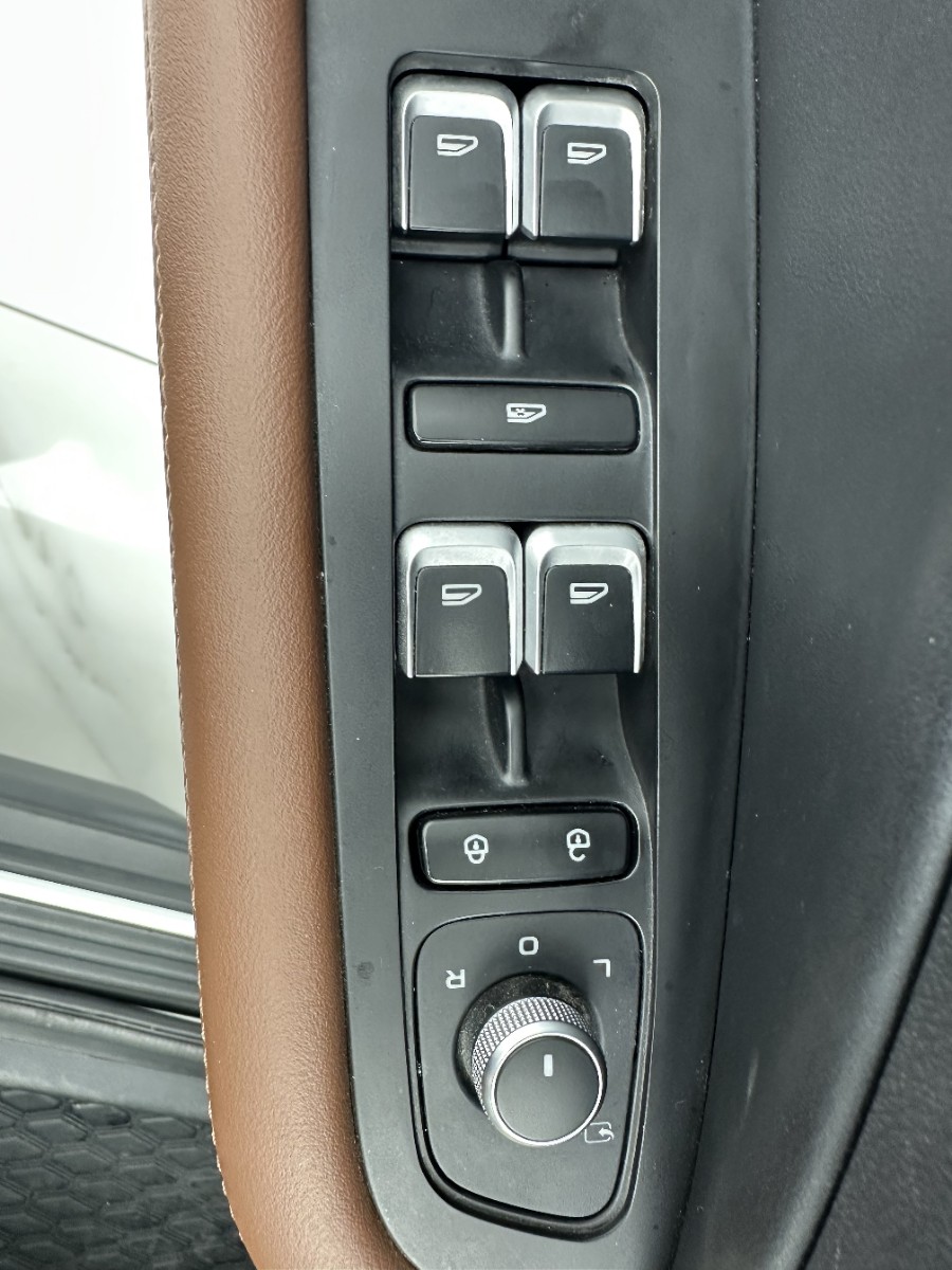 GEELY Vision X6 2023 #12 GEELY Vision X6 2023 car image #12