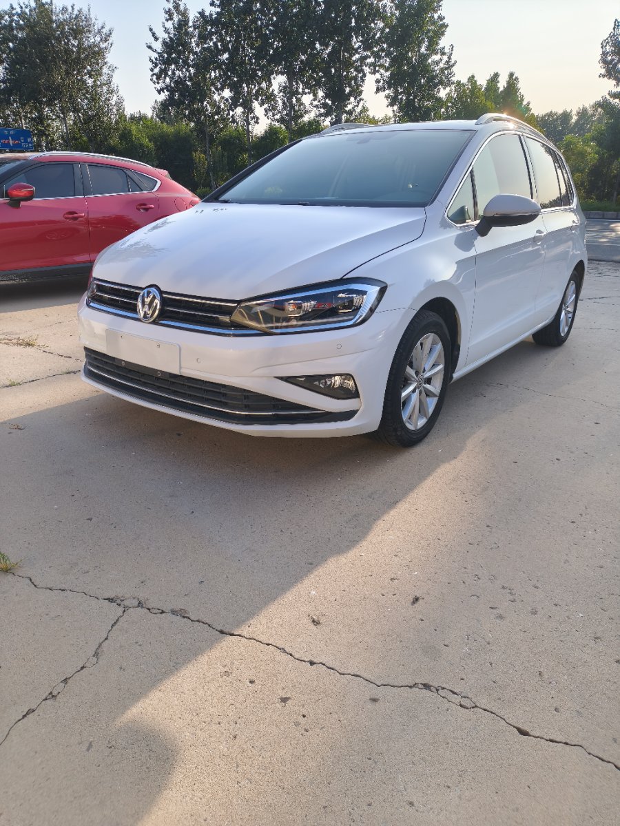 Volkswagen Golf Sportsvan 2019 image de voiture 