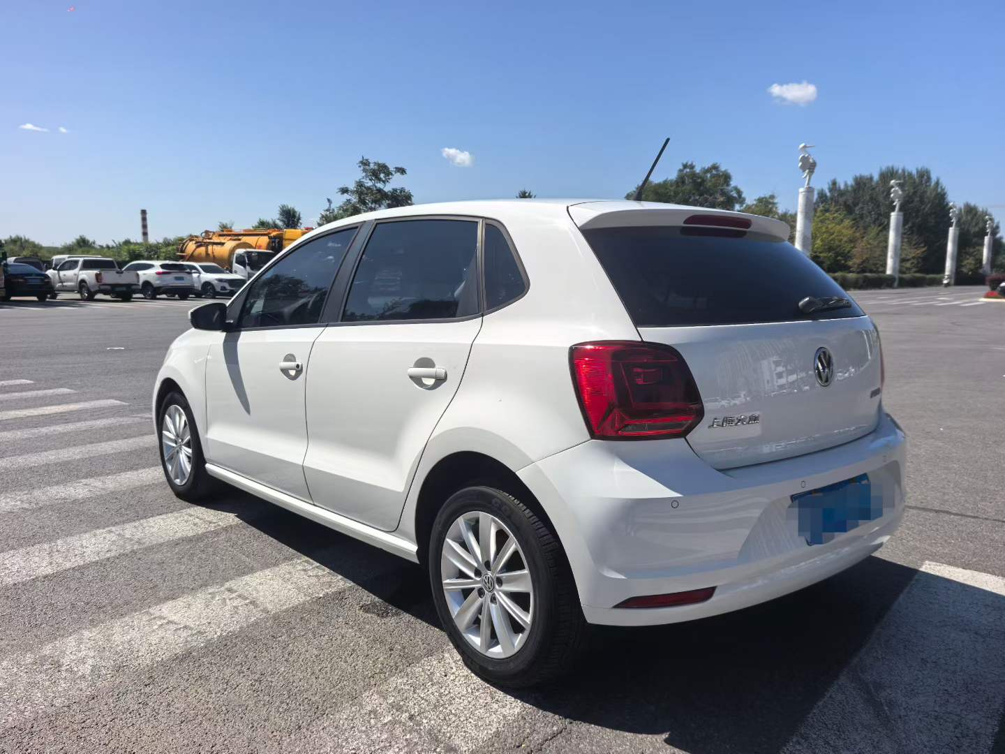 Volkswagen Polo 2014 car image #6