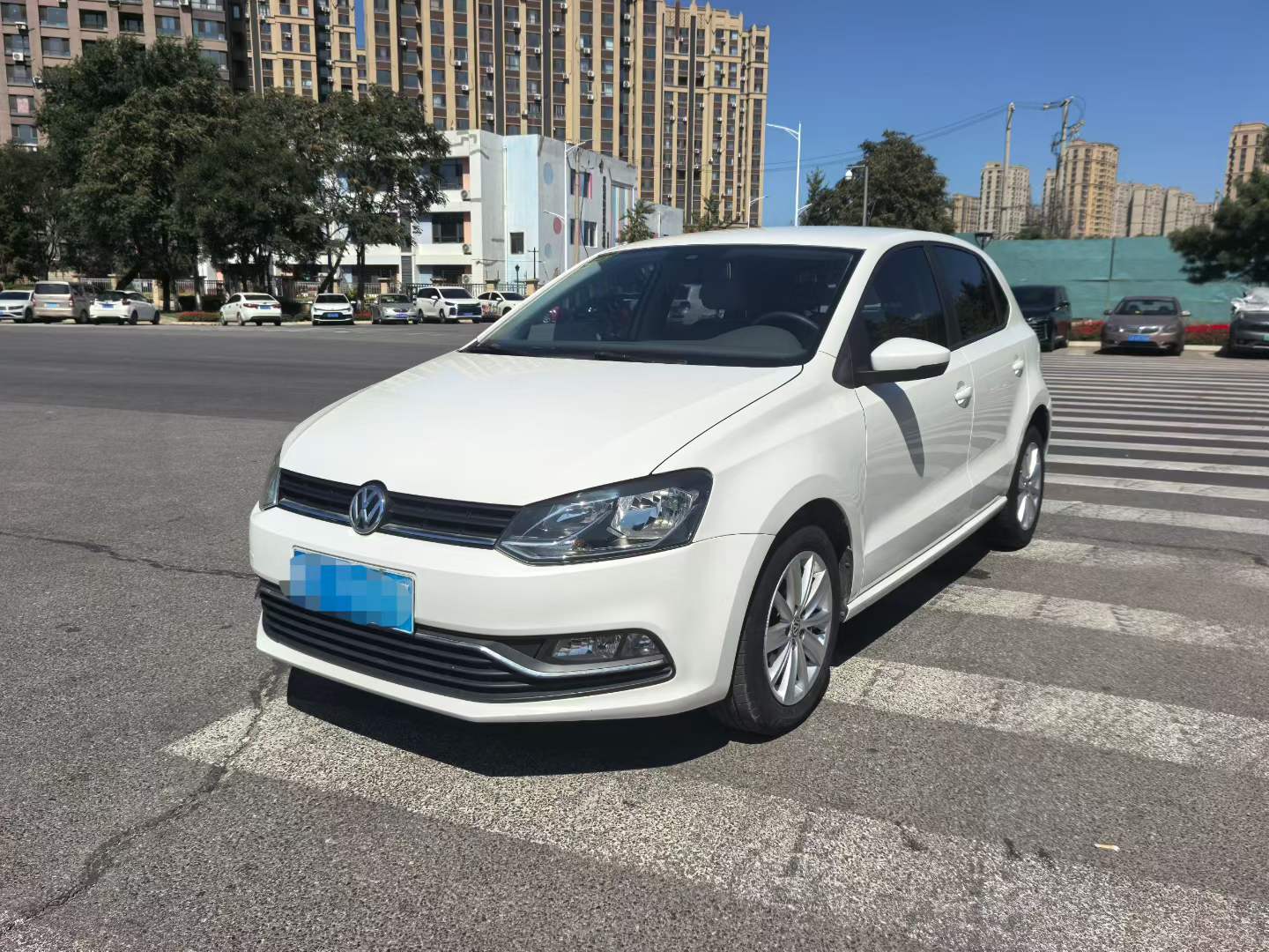 Volkswagen Polo 2014 car image 
