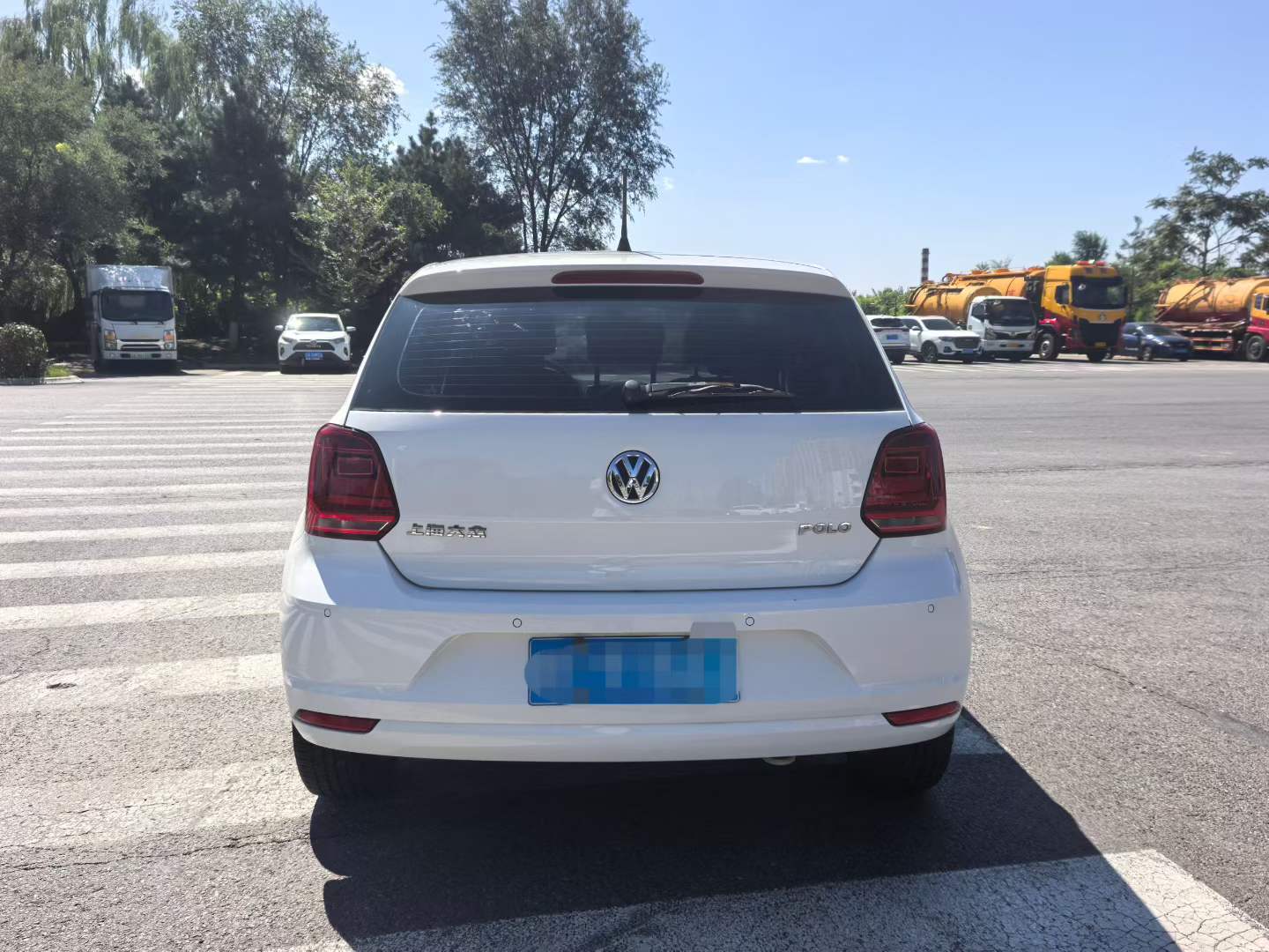 Volkswagen Polo 2014 car image #8