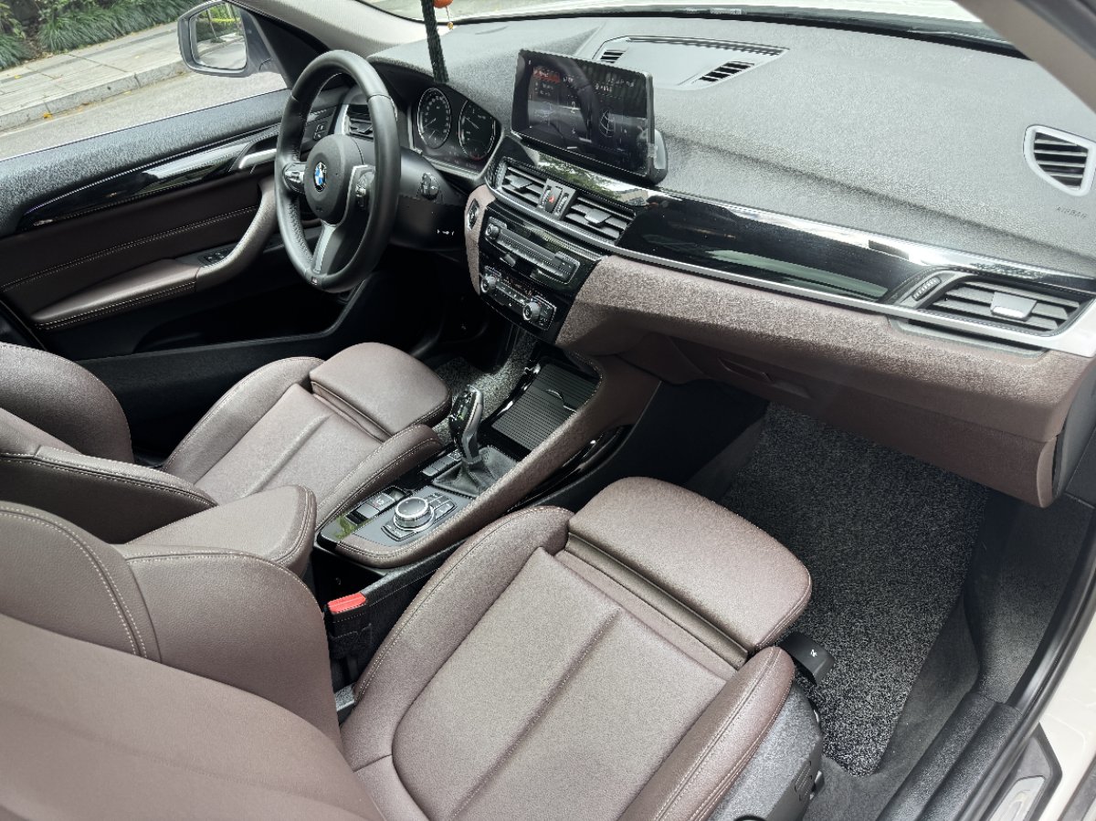 BMW X1 2020 car image #6