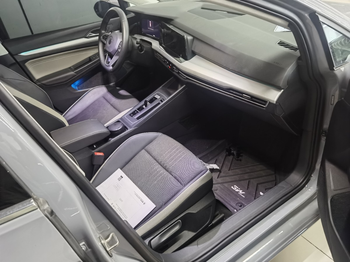 Volkswagen Golf 2023 #4 Volkswagen Golf 2023 car image #4