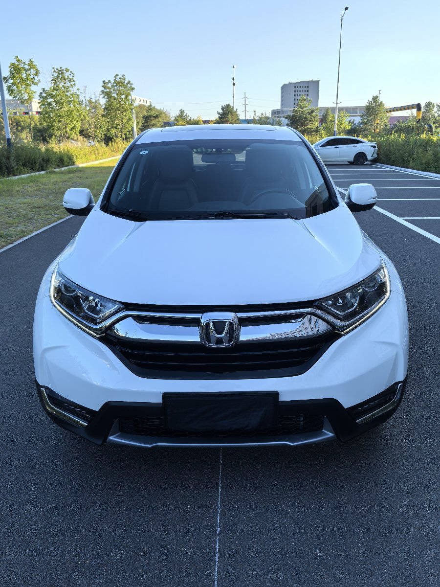 Honda CR-V 2018 car image #2
