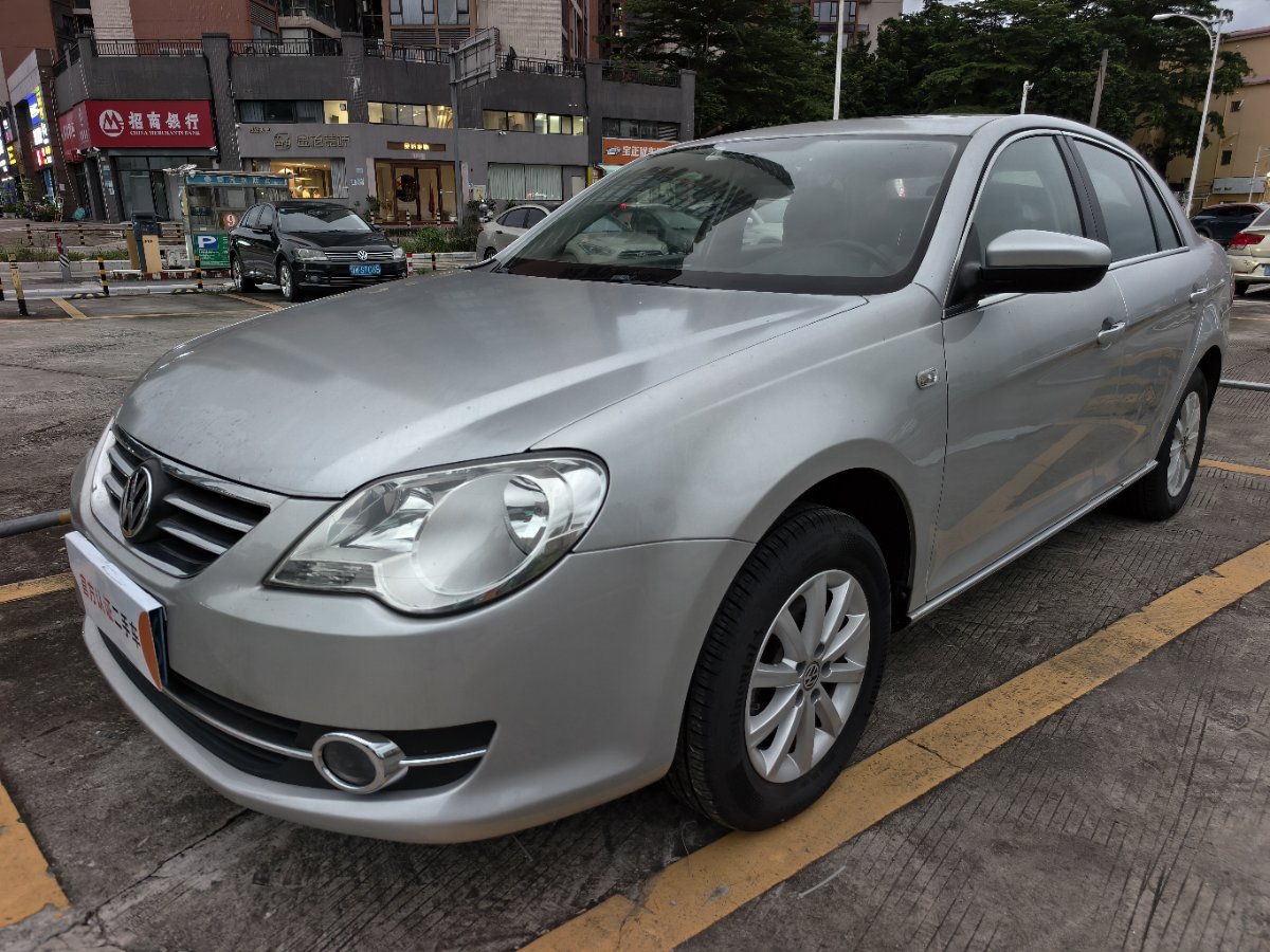 Volkswagen Bora 2012 Volkswagen Bora 2012 immagine di auto