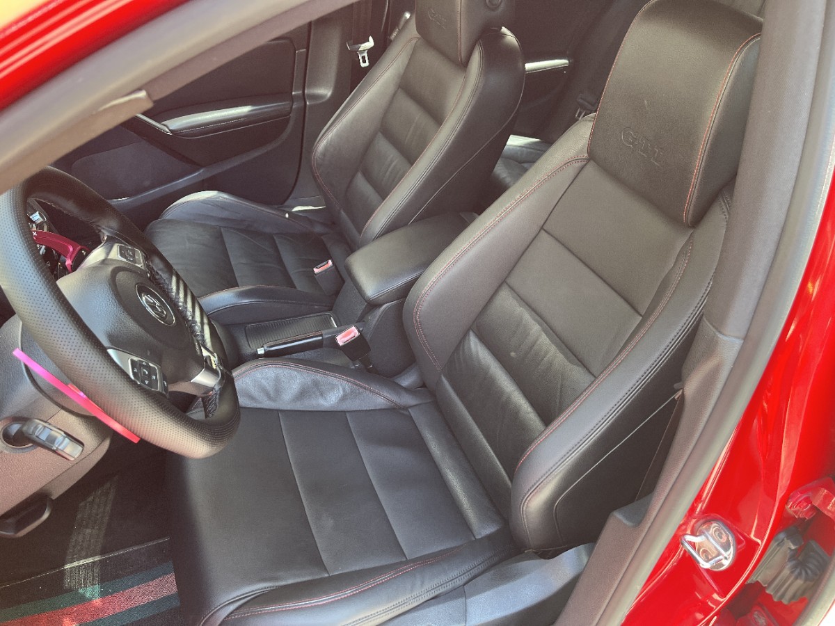 Volkswagen GolfGTI 2012 car image #6