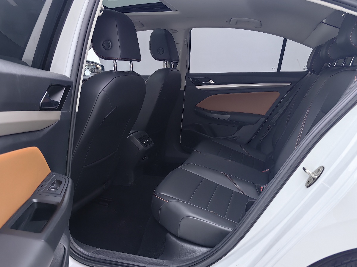 2024 #6 2024 immagine di auto #6