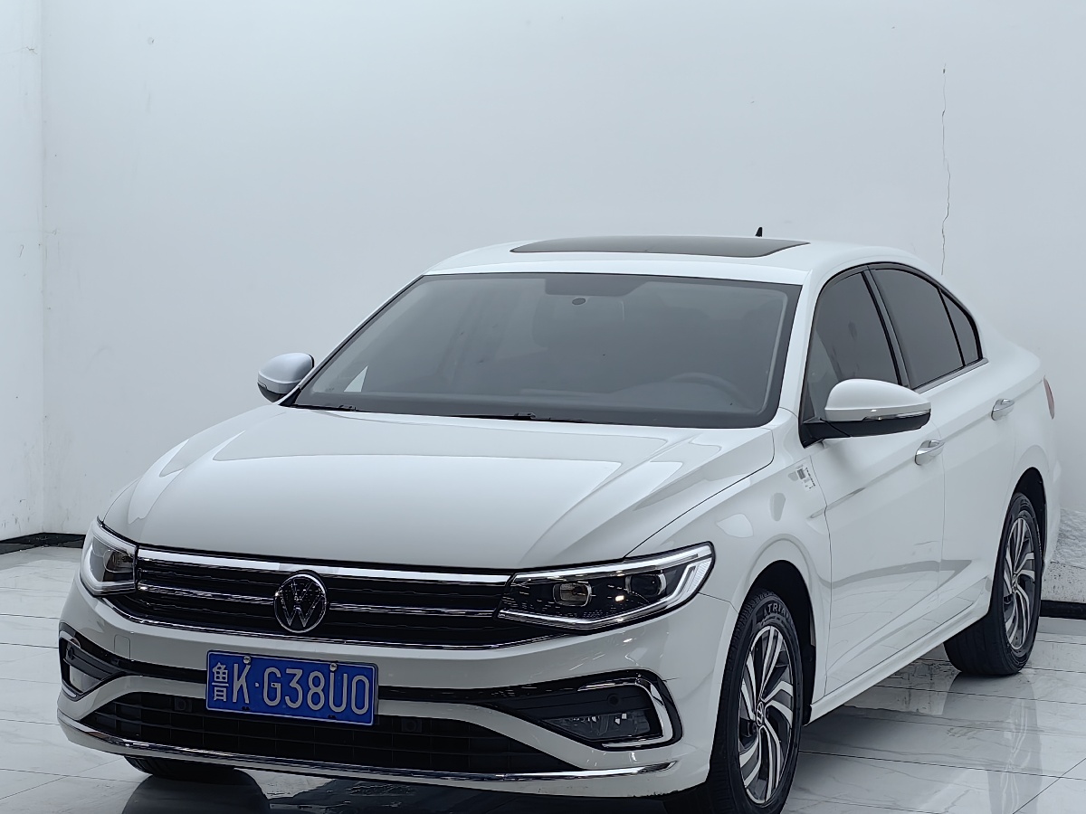 2024 2024 immagine di auto