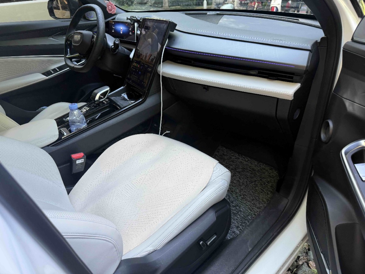 GEELY Boyue 2023 car image #3