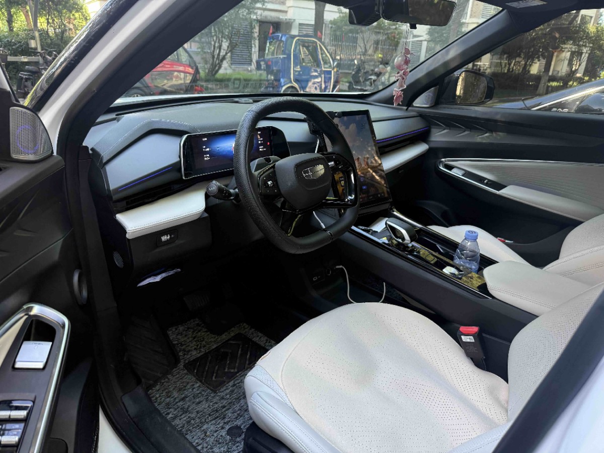 GEELY Boyue 2023 car image #4