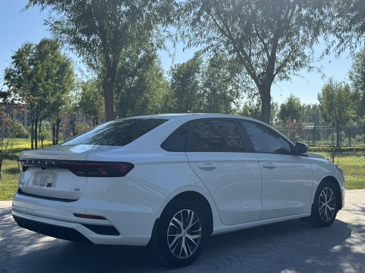 GEELY Emgrand 2023 car image #4