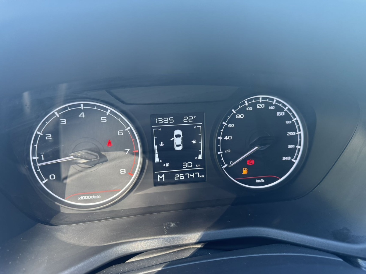 GEELY Emgrand 2024 car image #8