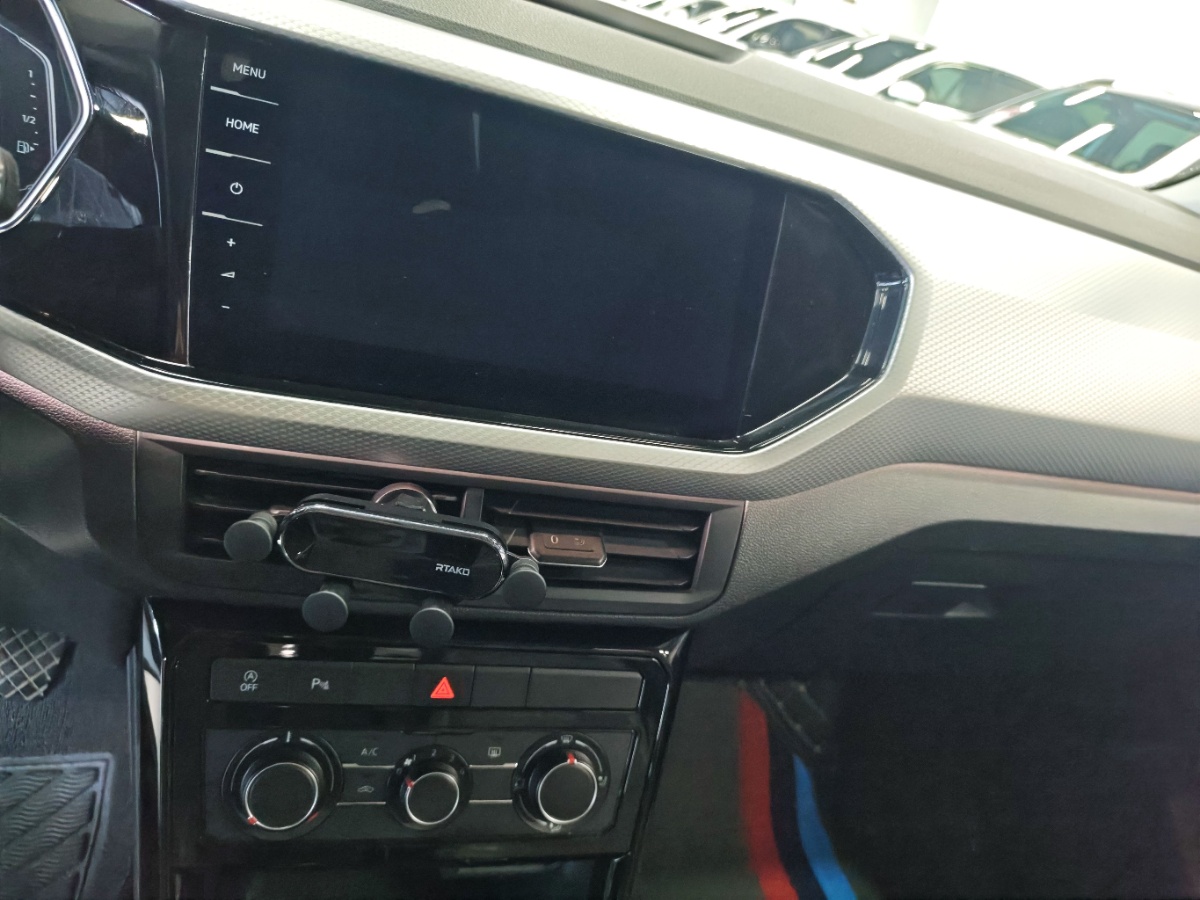 Volkswagen Tacqua 2021 car image #7
