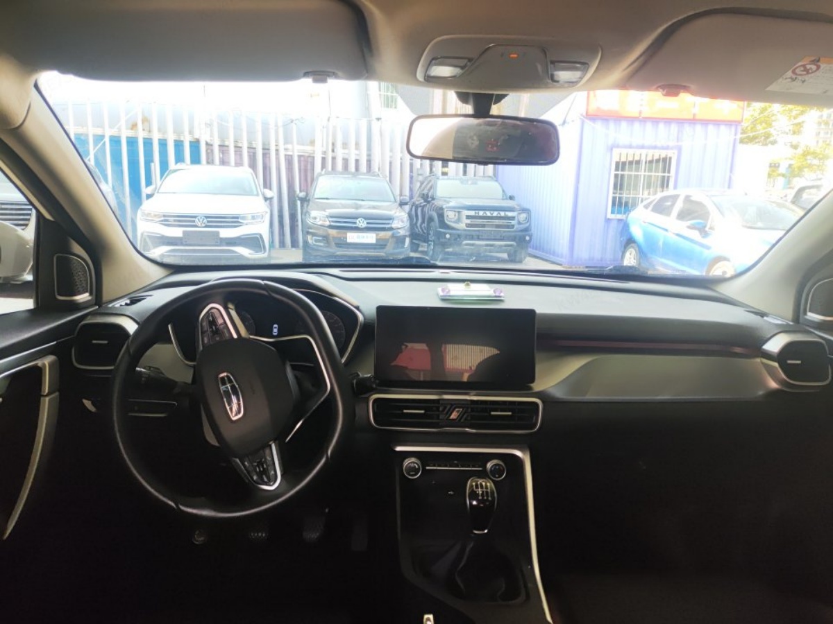 GEELY Coolray 2022 car image #6