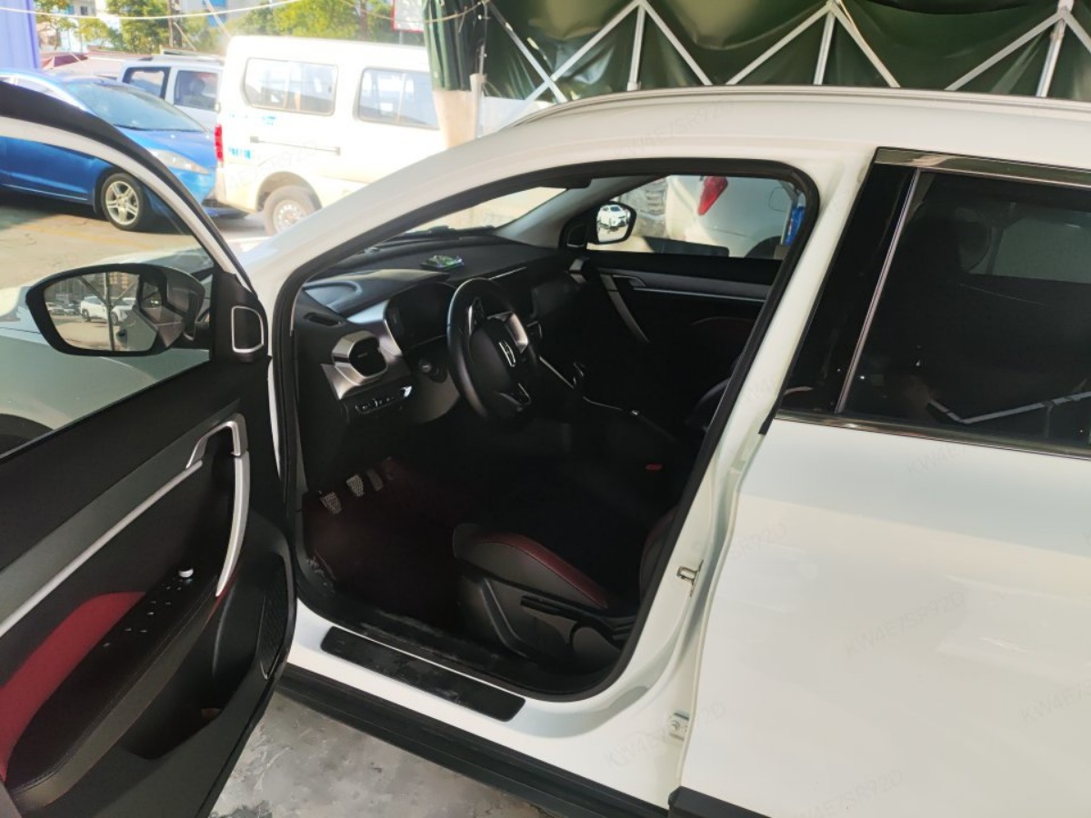 GEELY Coolray 2022 car image #3