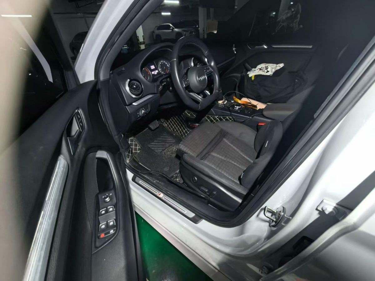 Audi A3 2019 #4 Audi A3 2019 car image #4