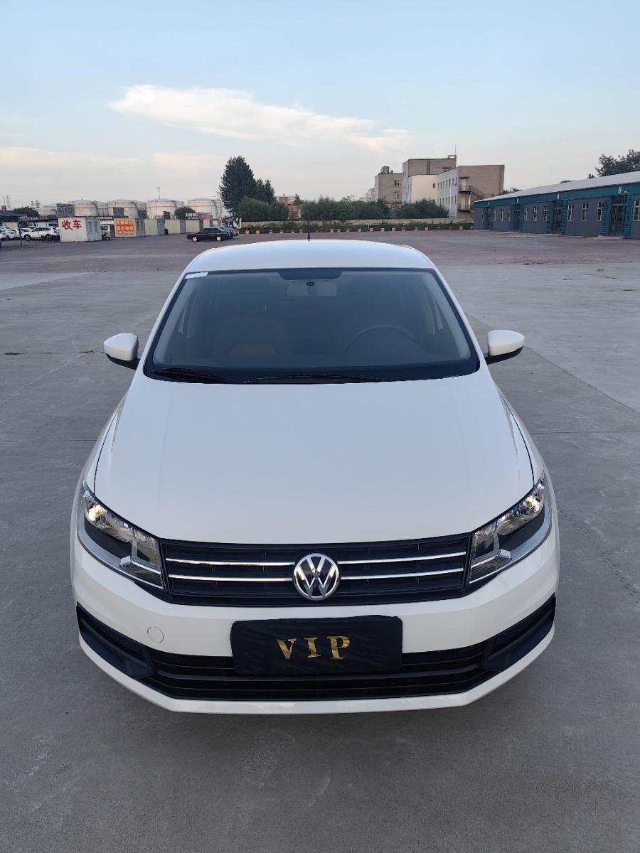 Volkswagen Santana 2021 car image 