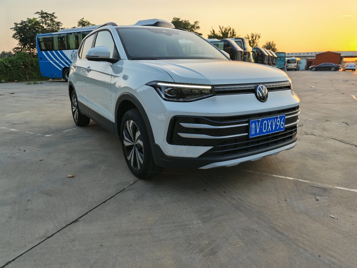 Volkswagen Tharu 2025 #3 Volkswagen Tharu 2025 car image #3