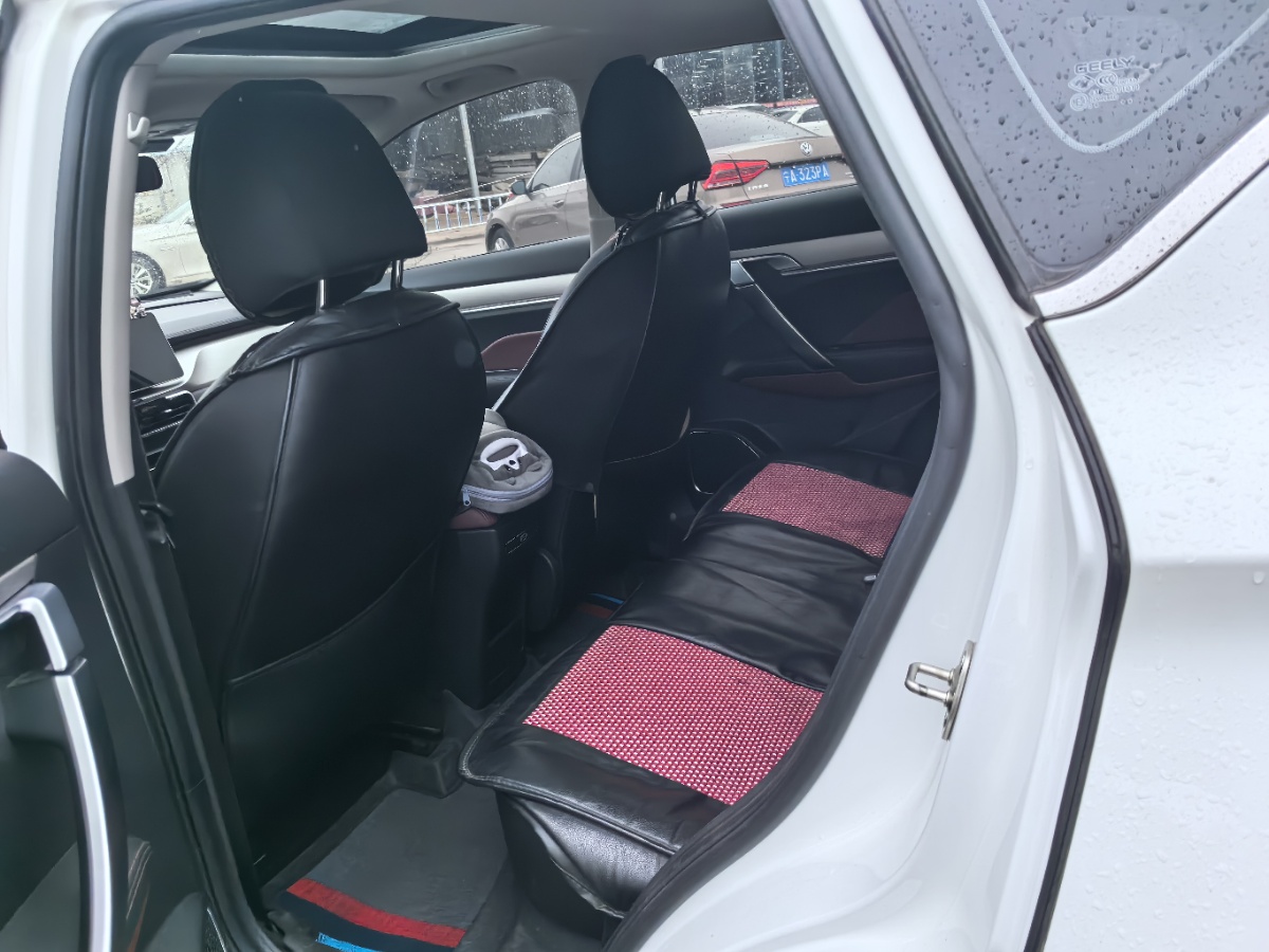 GEELY Coolray 2023 #4 GEELY Coolray 2023 car image #4