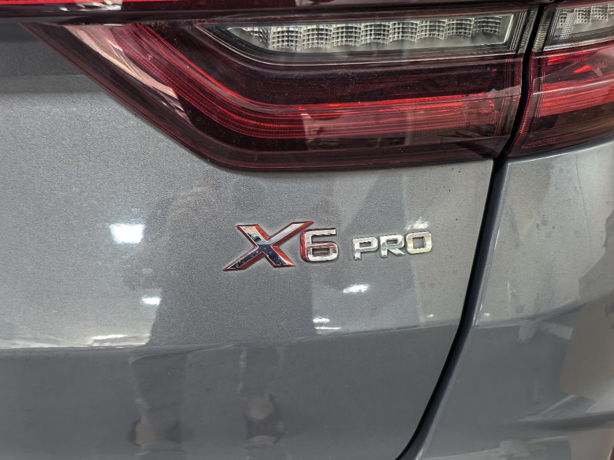 GEELY Vision X6 2021 car image #8