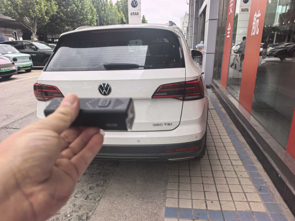 Volkswagen Tharu 2021 #3 Volkswagen Tharu 2021 car image #3