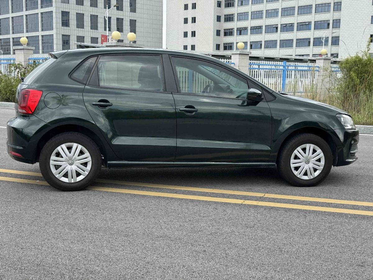 Volkswagen Polo 2018 car image #9