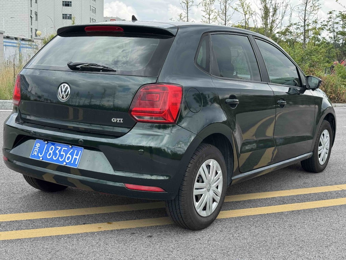 Volkswagen Polo 2018 car image #6