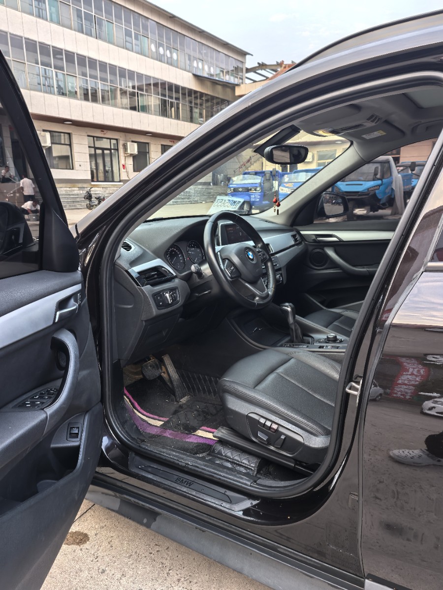 BMW X1 2019 #4 BMW X1 2019 car image #4