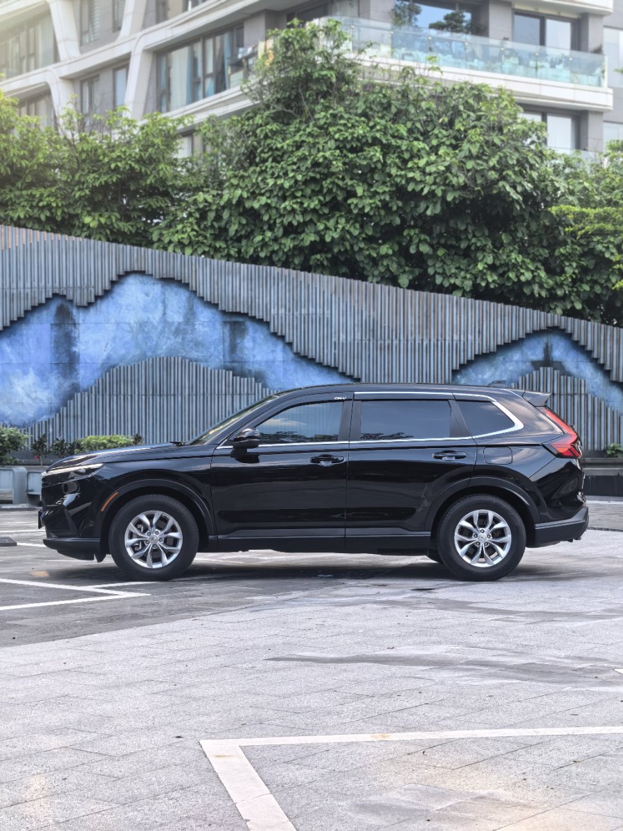 Honda CR-V 2023 car image #3