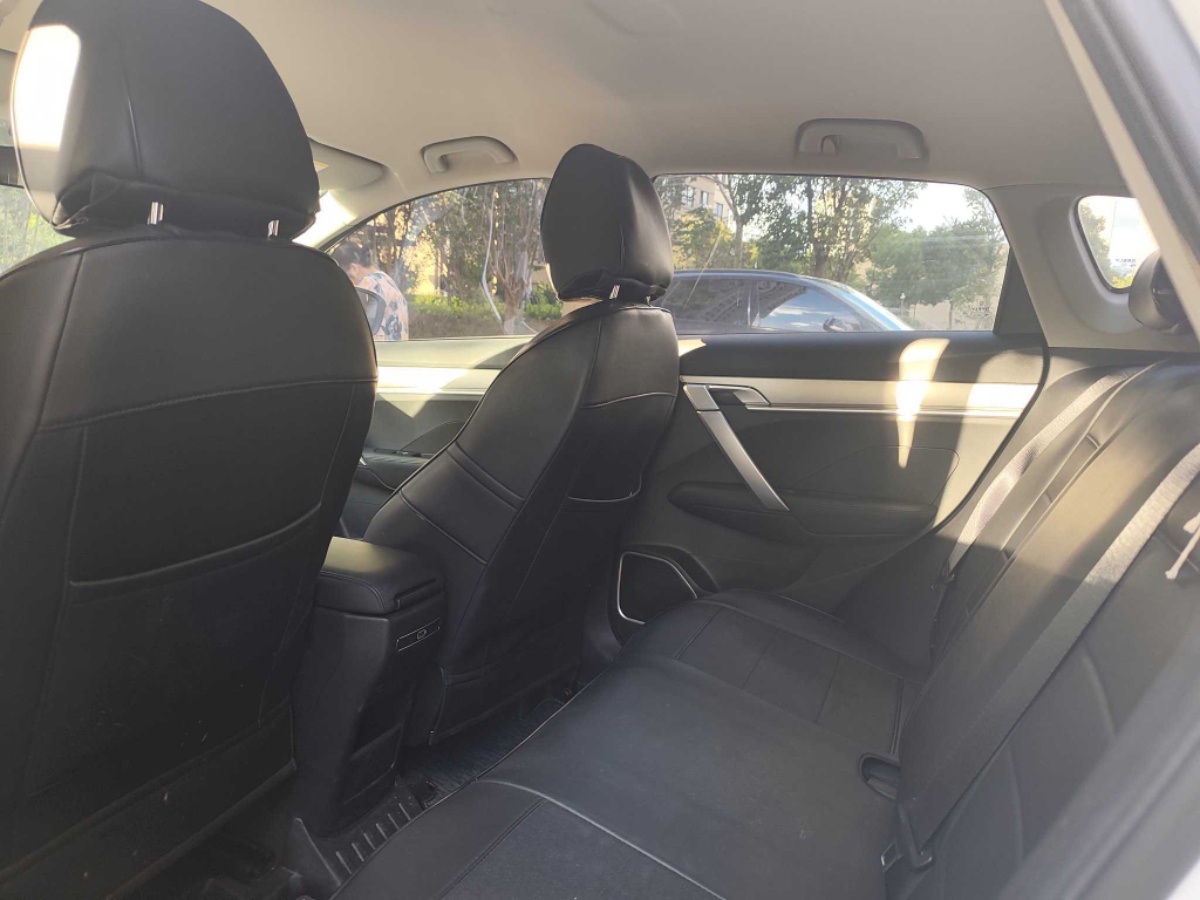 GEELY Coolray 2024 car image #6