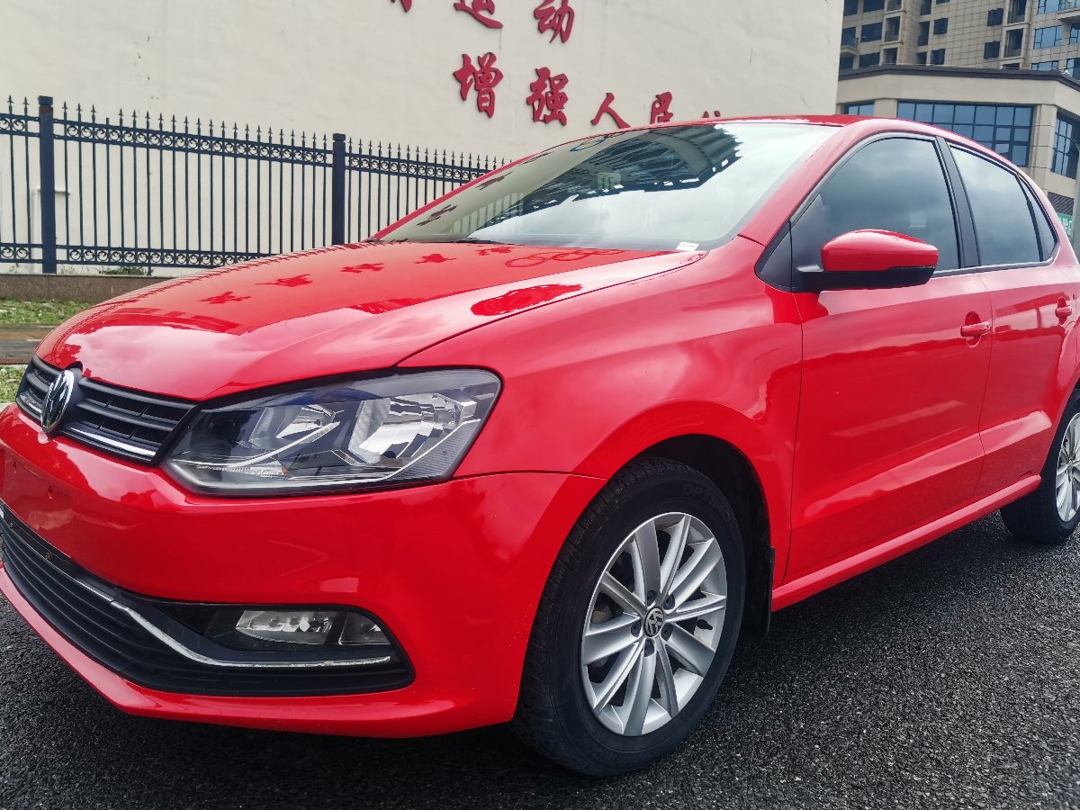 Volkswagen Polo 2016 Volkswagen Polo 2016 car image