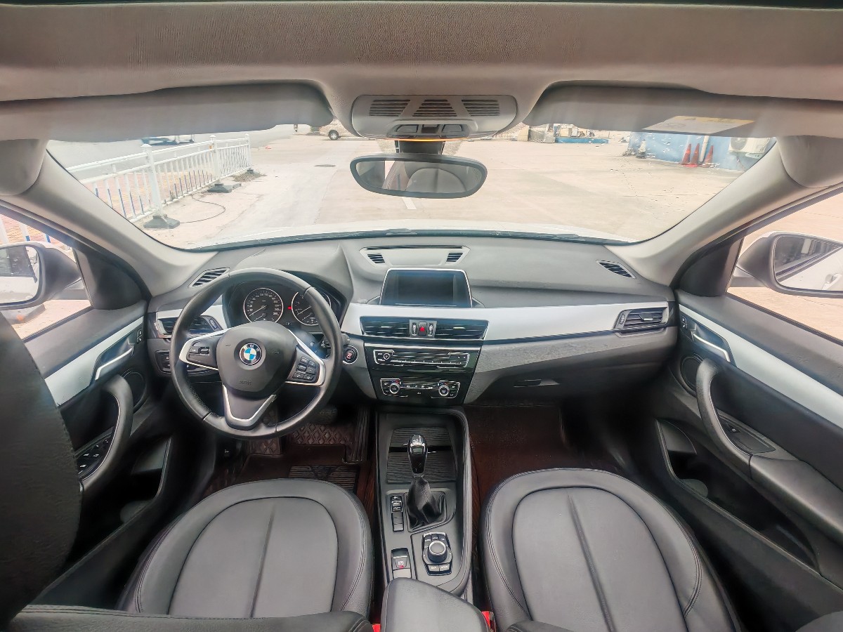 BMW X1 2017 #5 BMW X1 2017 car image #5