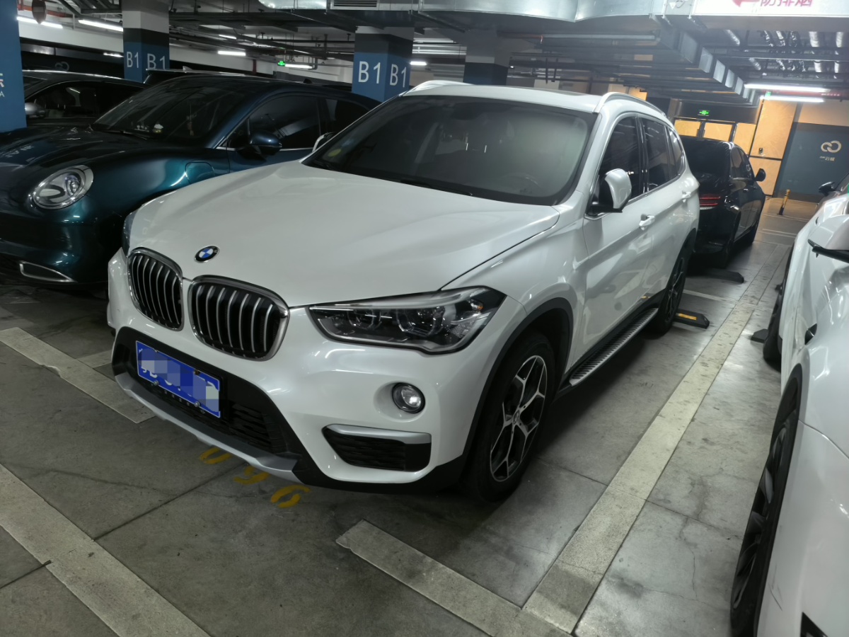 BMW X1 2018 BMW X1 2018 car image