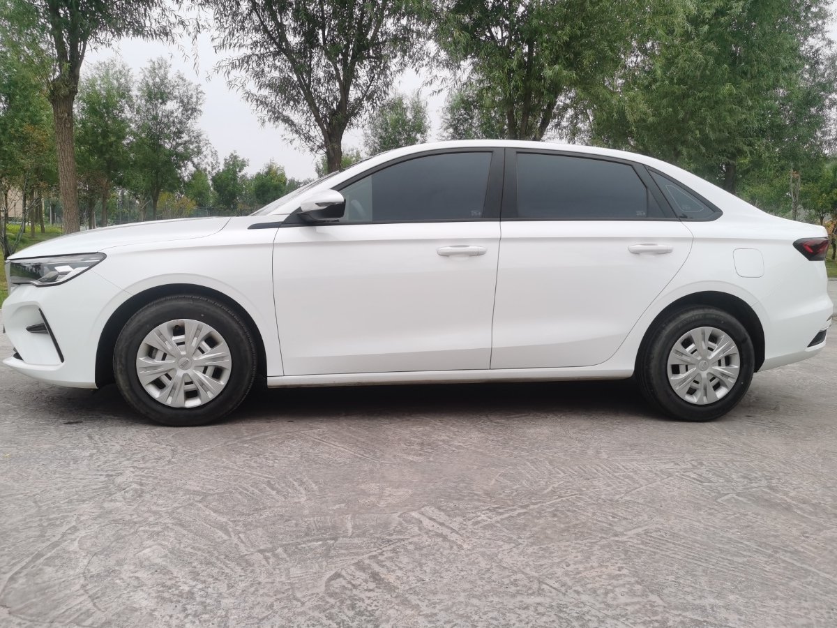GEELY Emgrand 2023 #7 GEELY Emgrand 2023 car image #7
