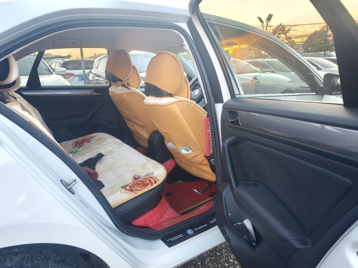 Volkswagen Bora 2020 immagine di auto #4