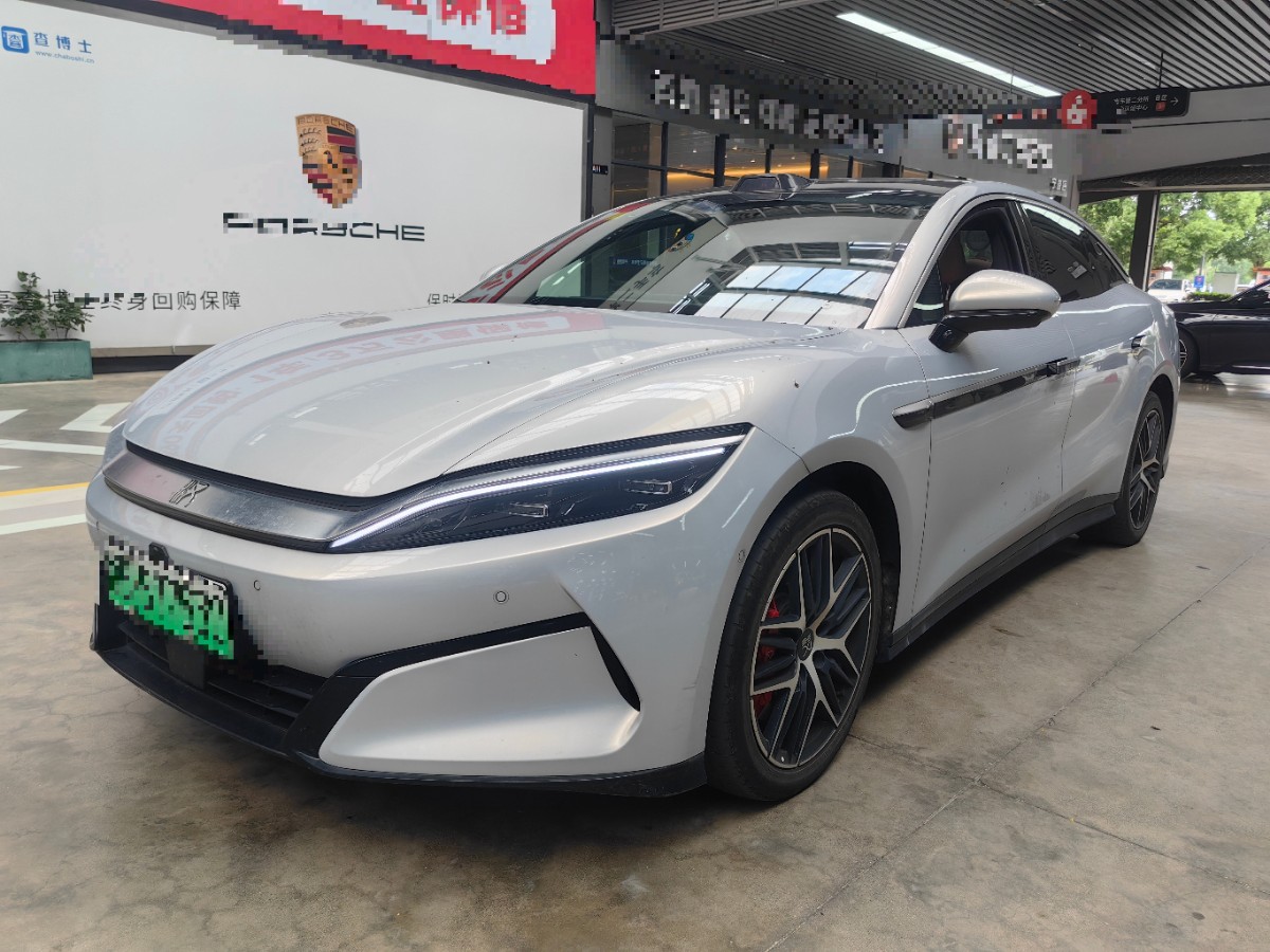 BYD HanL 2025 BYD HanL 2025 car image
