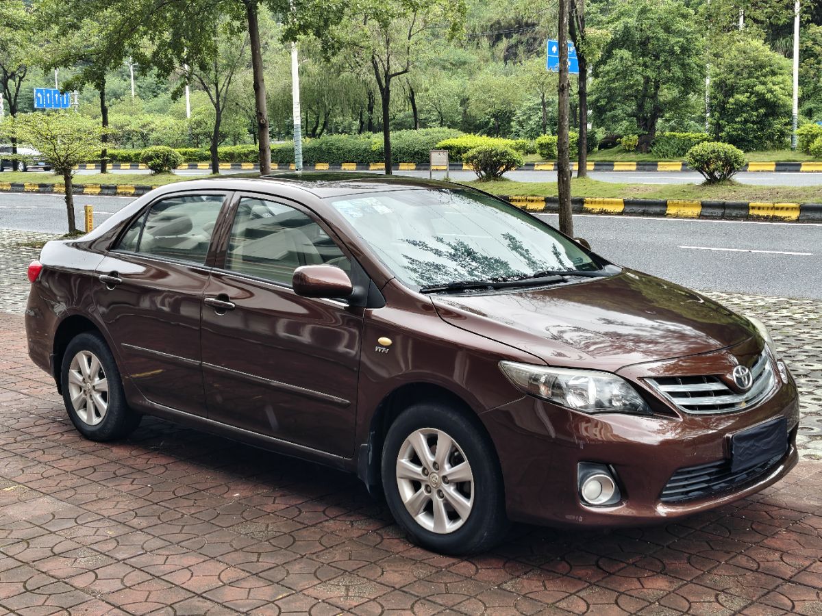 Toyota Corolla 2013 #3 Toyota Corolla 2013 car image #3