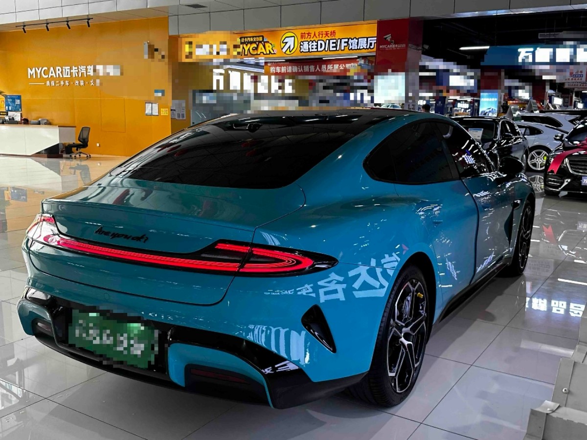 MI SU7 2025 car image #2