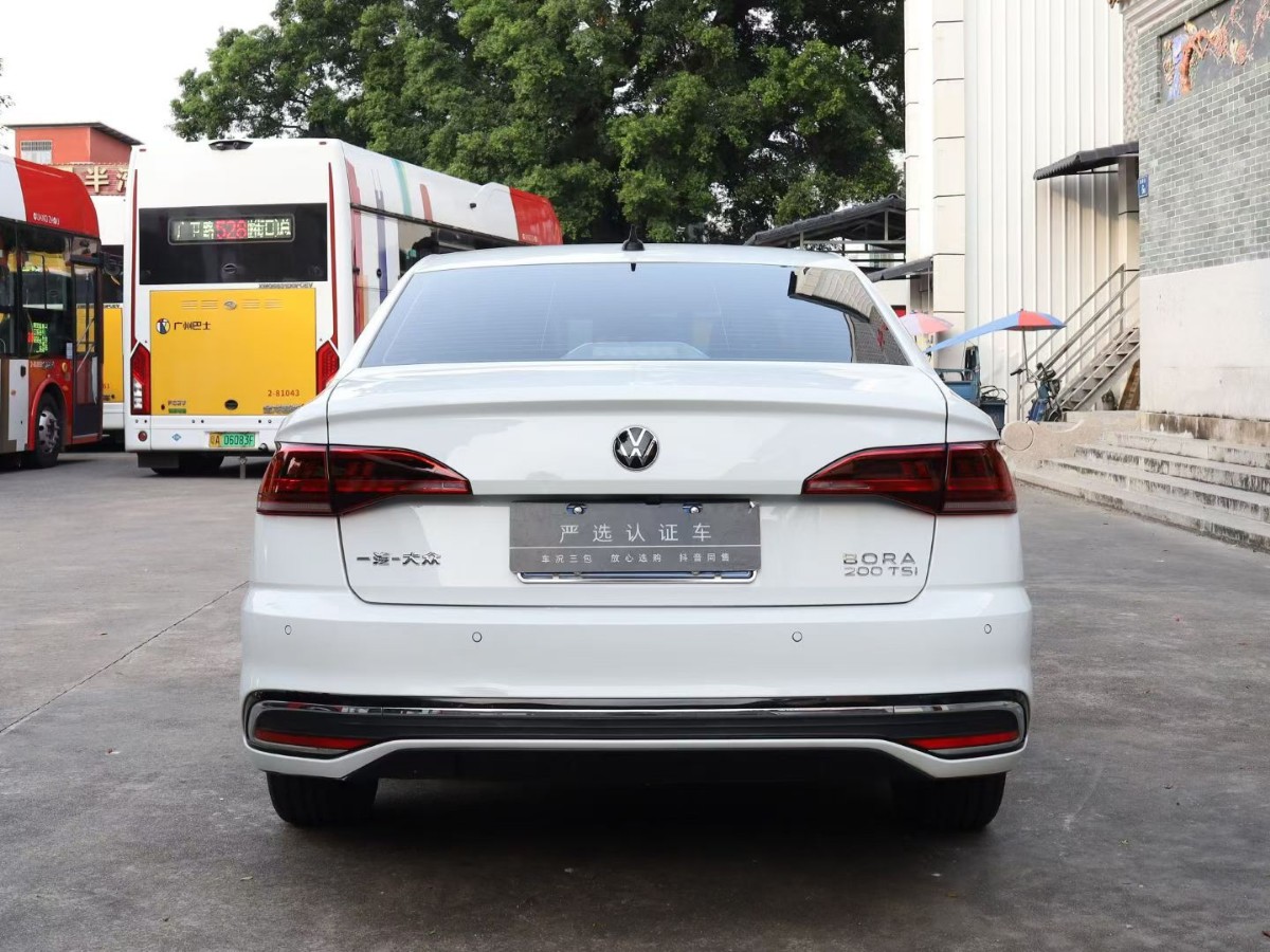 Volkswagen Bora 2023 car image #8
