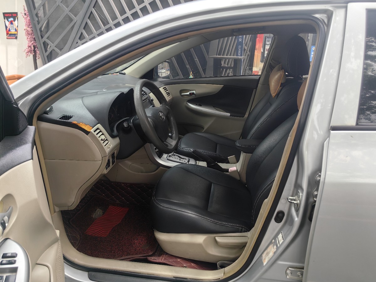 Toyota Corolla 2013 car image #8