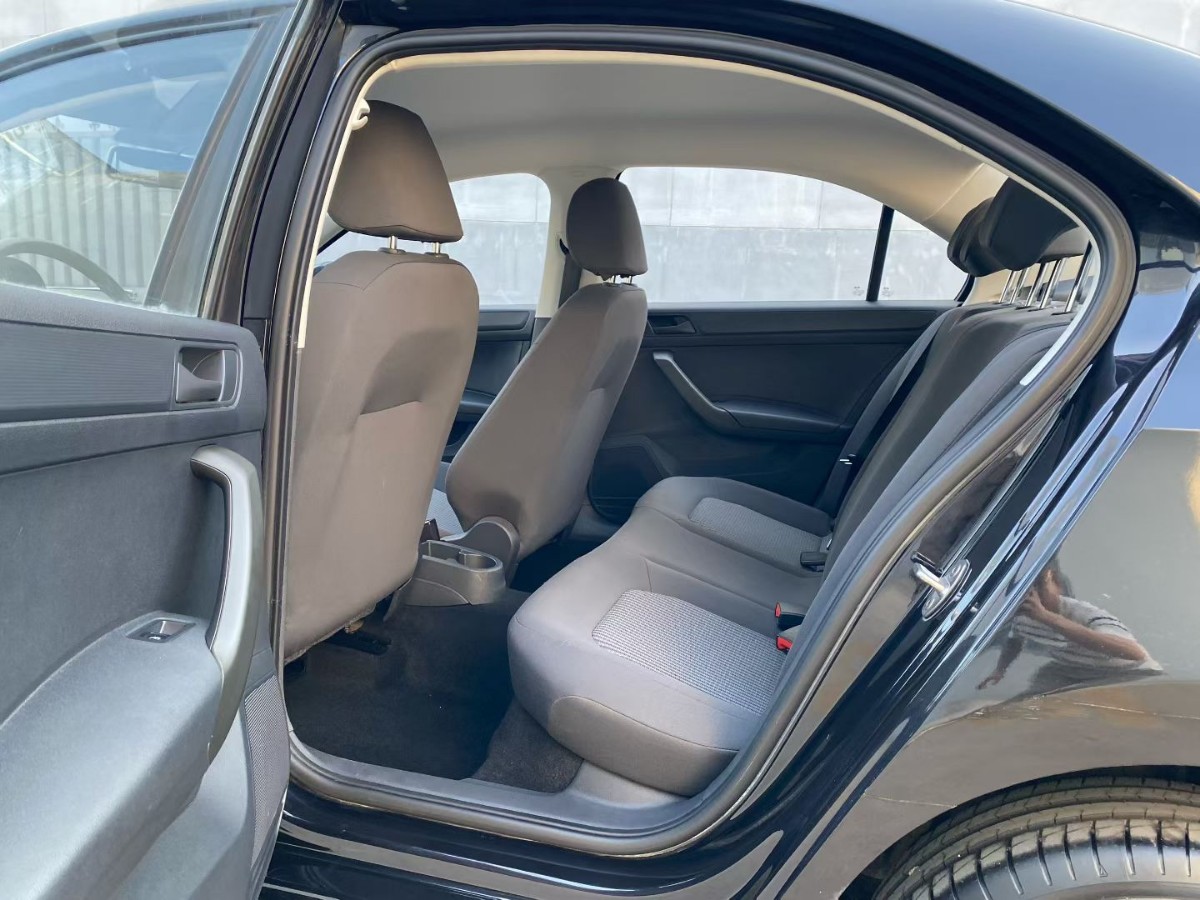 Volkswagen Santana 2021 #6 Volkswagen Santana 2021 car image #6